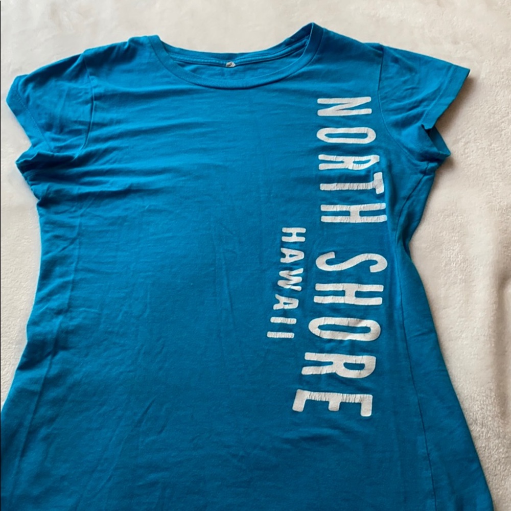 Hawaii north shore tee! (OBO)
